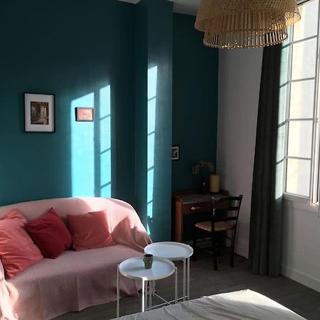 Studio Calme Au Centre De Bordeaux Exteriör bild